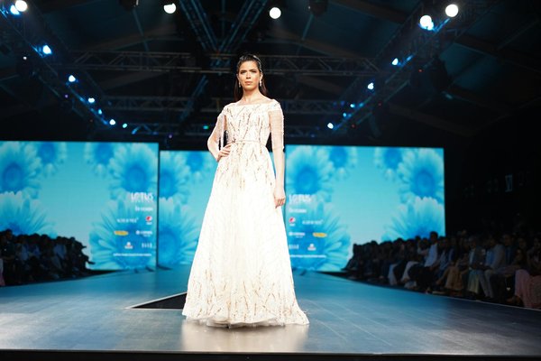 Explore authentic japanese clothing and cultural accessories